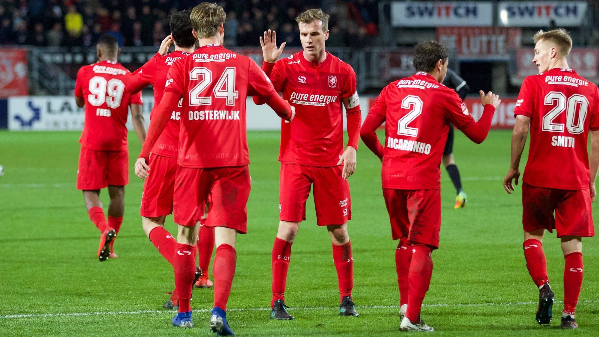 锋线球员始 锋线球员始